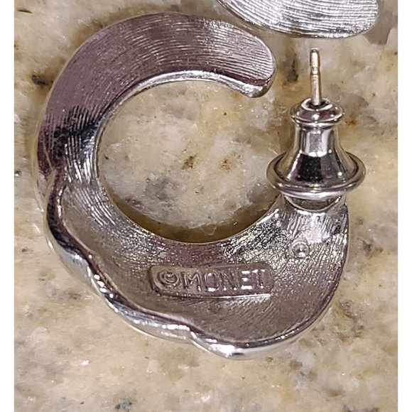 Vintage Monet Half Hoop Earrings- Fan/shell Wave Shape Stud Silver Tone Smooth - Picture 5 of 7